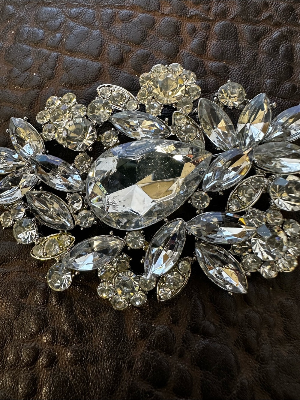 Vintage Rhinestone Brooch - Picture 2 of 6